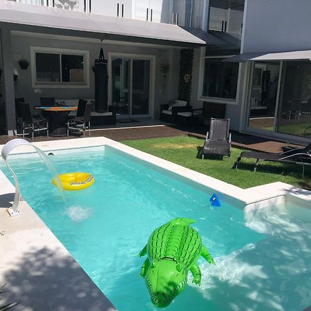 Casa Luxo Com Piscina A 500 Metros Da Praia Флорианополис Экстерьер фото