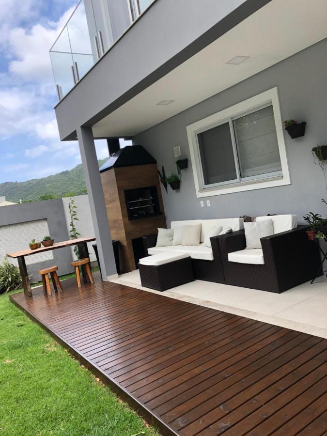 Casa Luxo Com Piscina A 500 Metros Da Praia Флорианополис Экстерьер фото