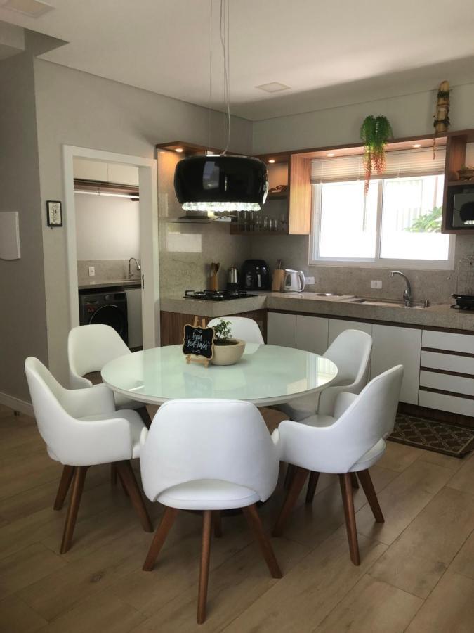 Casa Luxo Com Piscina A 500 Metros Da Praia Флорианополис Экстерьер фото