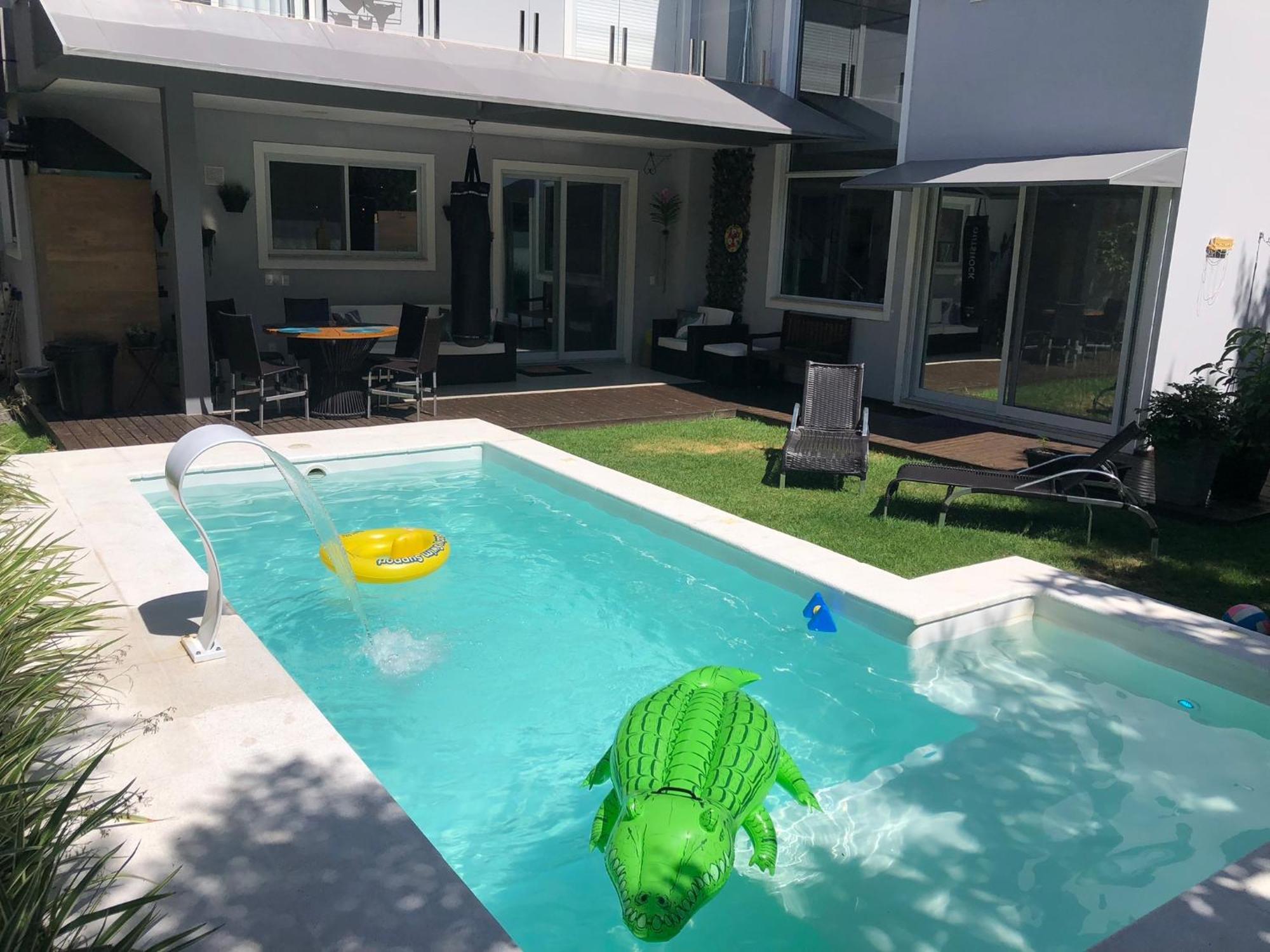 Casa Luxo Com Piscina A 500 Metros Da Praia Флорианополис Экстерьер фото